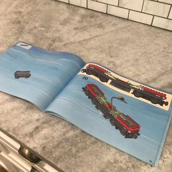 LEGO City 60098 Heavy-Haul Train Instruction Manual Booklet 1 Only Original - Picture 4 of 4